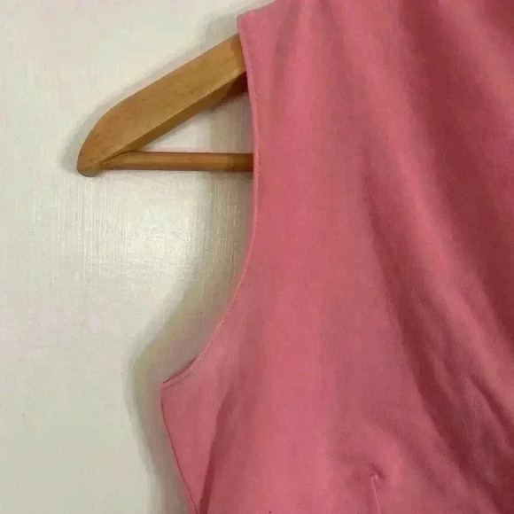 Lululemon Surpus V neck Athletic Top with Built in  Bra Size 2 - Picture 5 of 8